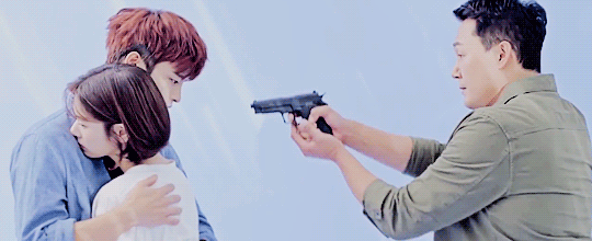 tumblr_pf66vuyEJQ1v9bs9yo1_540