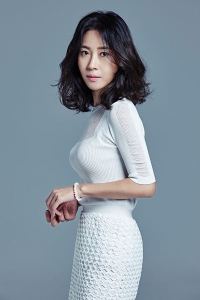 kim-hee-jung-actress-born-1970-1efc47d3-8670-4efd-9c1d-01831fd99d6-resize-750